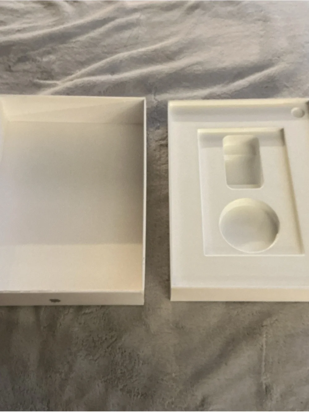 Apple iPad 10th Gen 128GB Silver Wi-Fi  Retail EMPTY BOX ONLY